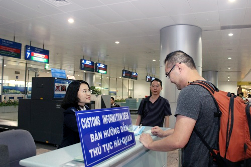Việt Nam tiếp tục miễn visa cho công dân 5 nước Tây Âu